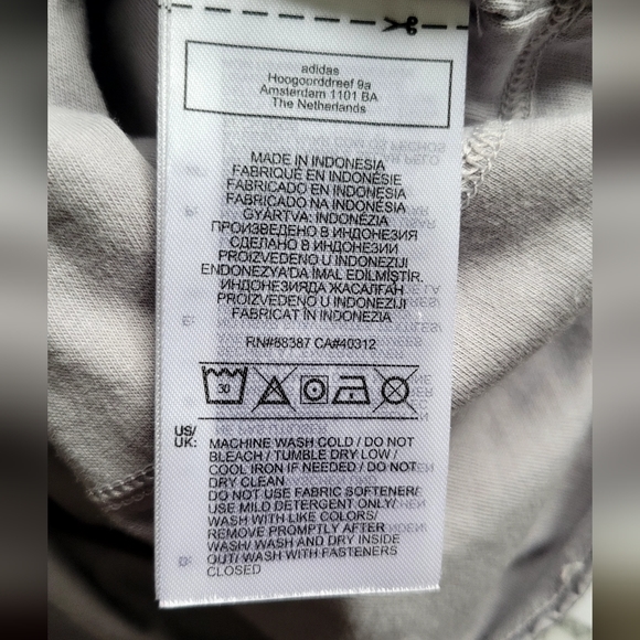 Adidas - Crop TRACK TOP - Picture 2 of 6